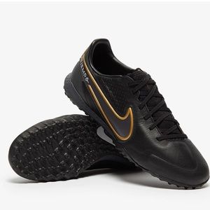 Nike Tiempo Legend React IX
Pro TF - Black/Metallic Dark
Grey/Anthracite